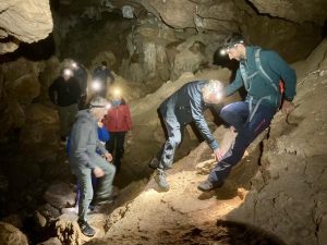 Anes' cave
