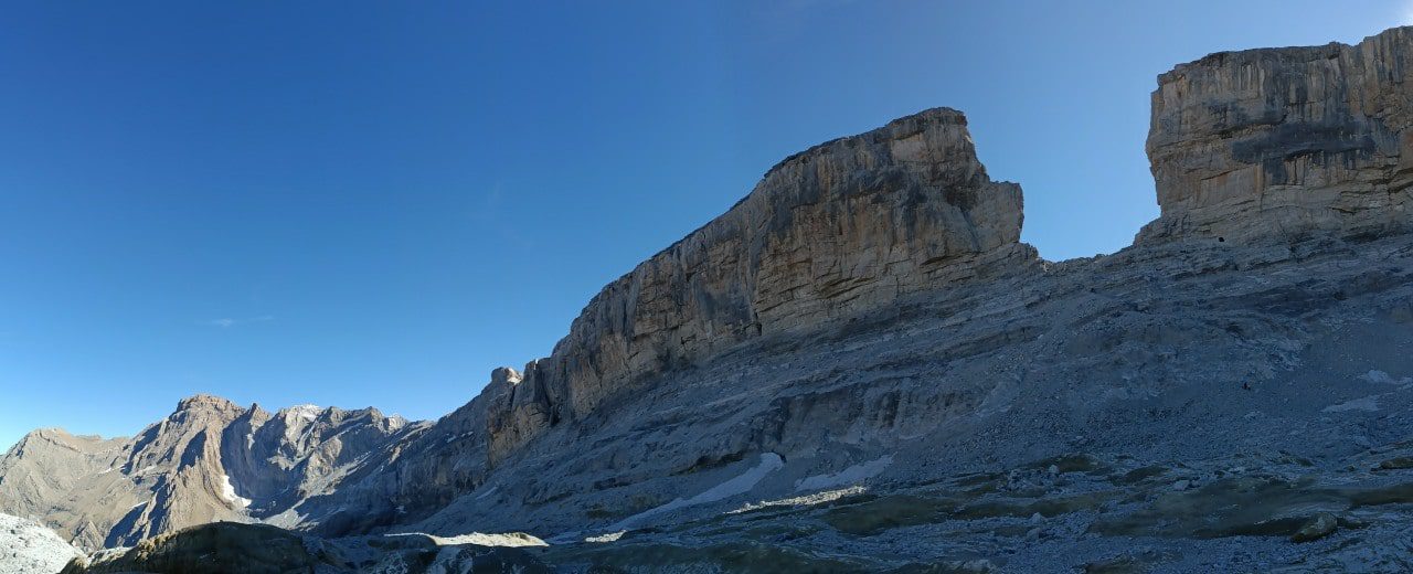 How to travel from London to Lourdes and Gavarnie by train