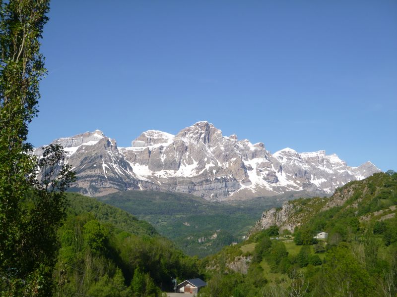 Some more photo’s from our recent hikes in the Pyrenees