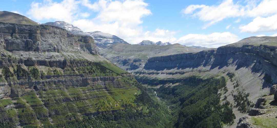 2019 Ordesa National Park shuttle bus dates and times