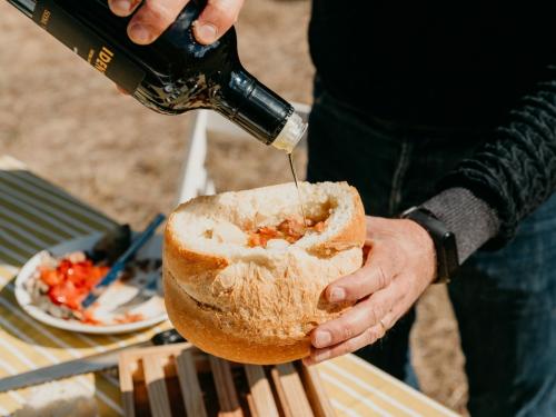 Olive oil and clotxa tasting