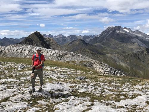 An easy part of the ridge