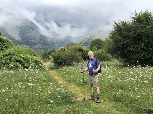 Hiking into the Valle de La Ripera