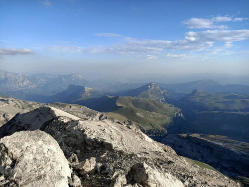Summit views over Añisclo