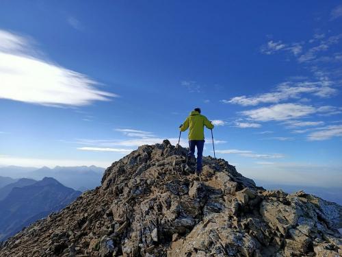 Pico Añisclo summit ridge