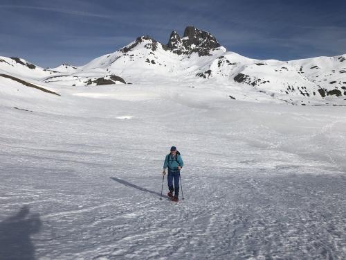 snow shoeing guided holiday
