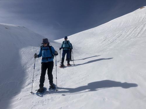 snow shoeing guided holiday