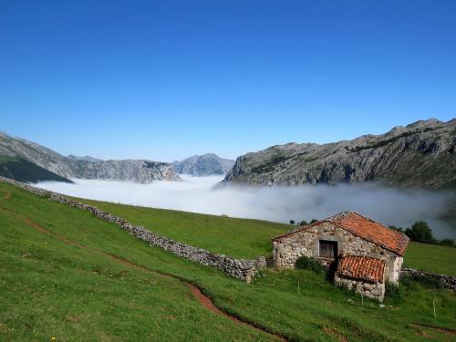 Sea of clouds in the Picos de Europa