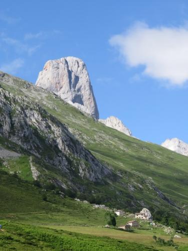 Naranjo de Bulnes