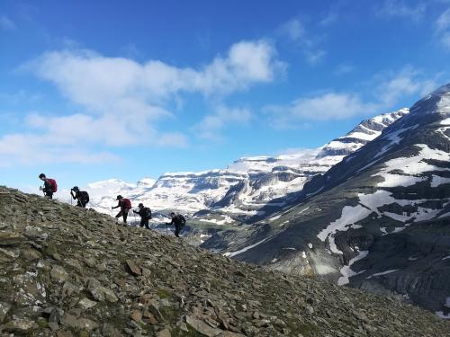 Climbing the crest of the Sierra Custodia with Monte Perdido behind
