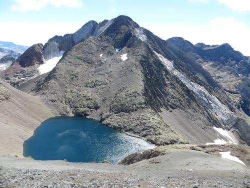 The beautiful Ibon (the Aragonese name for mountain lake) of Tebbarai with the peaks of Los Infiernos behind.