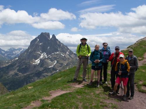 Midi d'Ossau pick from Ayous lakes