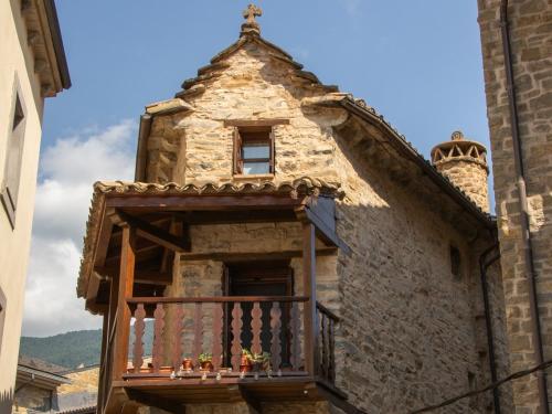 Biescas' street detail